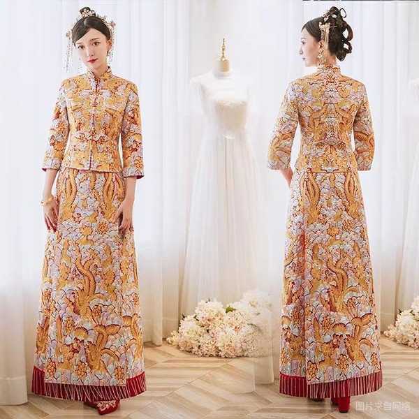 秀禾服、龍鳳褂，明星婚禮追捧的兩種婚服，你喜歡哪個？