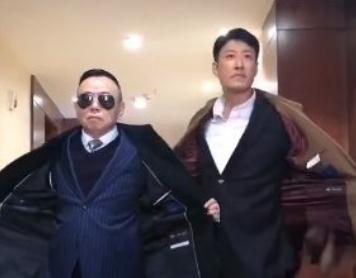 于震是潘<a href=/shenghuo/980b91be575154d239960ffe26bea38e.html target=_blank class=infotextkey>長江</a>什么人？兩人是師傅徒弟關系？