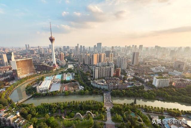 成都和重慶哪個城市更好玩(成都和重慶旅游分別有什么特點)