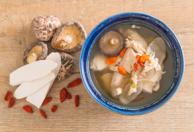 產(chǎn)后孩子持續(xù)高燒怎么辦,有什么危害?