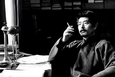開(kāi)拓視野的素材名人成功事例