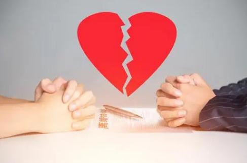 男子離婚前貸款45萬并轉(zhuǎn)給母親35萬 中院二審改判合理