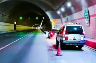 汽車(chē)在隧道里出故障了怎么辦？