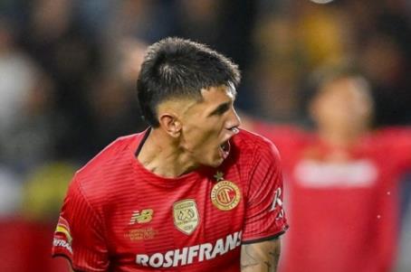 防線升級!墨西哥勁旅托盧卡官宣簽下哥倫比亞國腳穆里略