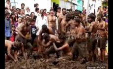 外國博主勇闖印度潑糞節(jié)落荒而逃 潑糞節(jié)是哪個(gè)國家的風(fēng)俗